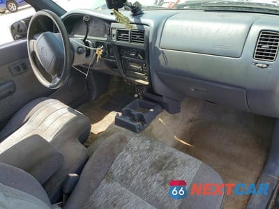 Zdjęcie 8 z 12 samochodu: 1998 TOYOTA TACOMA BASE VIN:4TAVL52N3WZ015255 - miniatura