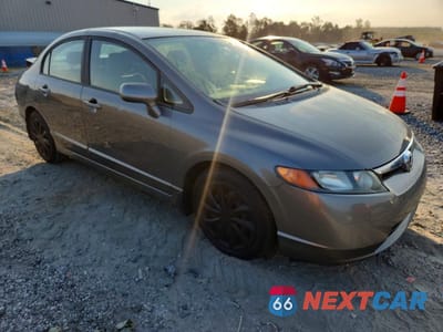 Czwarte zdjęcie samochodu z boku: 2008 HONDA CIVIC LX VIN:2HGFA16588H303682 - miniatura