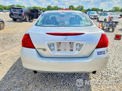 Zdjęcie 6 z 12 samochodu: 2006 HONDA ACCORD EX VIN:1HGCM66866A000039 - miniatura