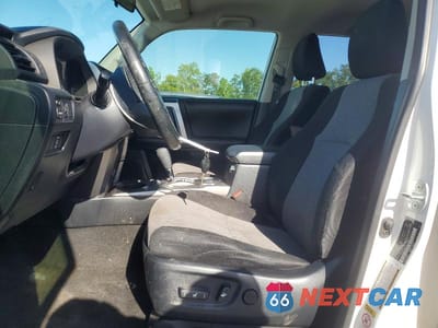 Zdjęcie 7 z 13 samochodu: 2014 TOYOTA 4RUNNER SR5 VIN:JTEZU5JR7E5081512 - miniatura
