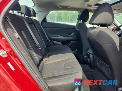 Zdjęcie 10 z 12 samochodu: 2024 HYUNDAI ELANTRA SEL VIN:KMHLS4DG8RU771877 - miniatura