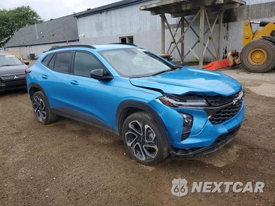 Czwarte zdjęcie samochodu z boku: 2025 CHEVROLET TRAX 2RS VIN:KL77LJEP6SC149139 - miniatura