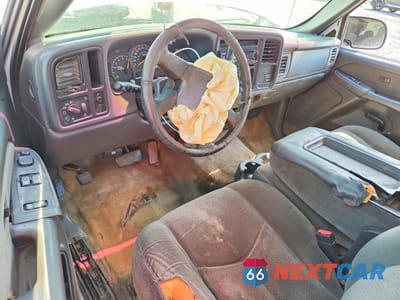Zdjęcie 8 z 12 samochodu: 2003 CHEVROLET SILVERADO C1500 VIN:2GCEC19V131108914 - miniatura