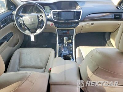 Zdjęcie 8 z 13 samochodu: 2017 HONDA ACCORD TOURING HYBRID VIN:JHMCR6F73HC011559 - miniatura