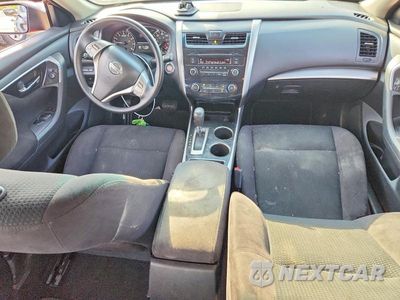 Zdjęcie 8 z 12 samochodu: 2014 NISSAN ALTIMA 2.5 S VIN:1N4AL3AP1EN221552 - miniatura