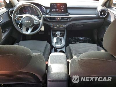 Zdjęcie 8 z 12 samochodu: 2022 KIA FORTE LXS VIN:3KPF24AD4NE447913 - miniatura