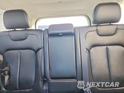 Zdjęcie 10 z 13 samochodu: 2023 JEEP GRAND CHEROKEE LIMITED VIN:1C4RJHBG6PC559770 - miniatura