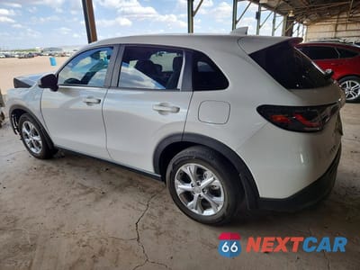 Drugie zdjęcie samochodu z przodu: 2024 HONDA HR-V LX VIN:3CZRZ1H32RM734242 - miniatura