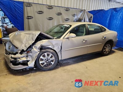 2008 BUICK LACROSSE CX 2G4WC582781373004 - główne zdjęcie licytacji z USA - miniatura