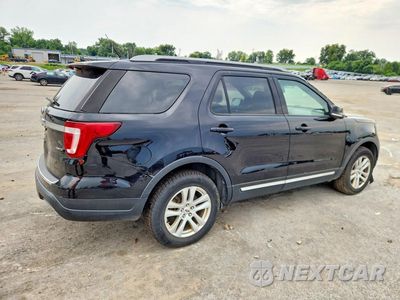Trzecie zdjęcie samochodu z tyłu: 2018 FORD EXPLORER XLT VIN:1FM5K8D88JGB20406 - miniatura
