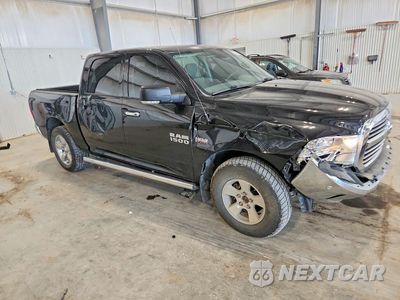 Czwarte zdjęcie samochodu z boku: 2018 RAM 1500 SLT VIN:1C6RR7LT5JS329964 - miniatura