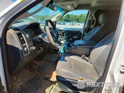 Zdjęcie 7 z 12 samochodu: 2016 RAM 2500 ST VIN:3C6UR4HJ1GG264224 - miniatura