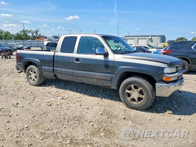 Czwarte zdjęcie samochodu z boku: 2001 CHEVROLET SILVERADO K1500 VIN:1GCEK19T51Z106122 - miniatura