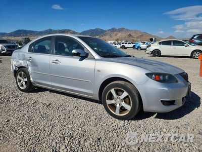 Czwarte zdjęcie samochodu z boku: 2006 MAZDA 3 I VIN:JM1BK32F761428091 - miniatura