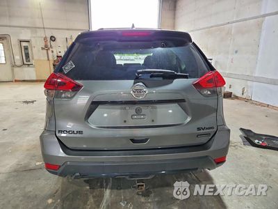 Zdjęcie 6 z 12 samochodu: 2018 NISSAN ROGUE SV VIN:5N1AT2MV0JC731648 - miniatura