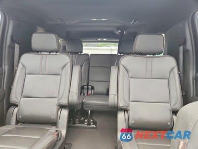 Zdjęcie 10 z 13 samochodu: 2023 CHEVROLET SUBURBAN K1500 RST VIN:1GNSKEKD1PR279715 - miniatura