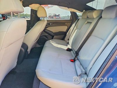 Zdjęcie 10 z 12 samochodu: 2025 HONDA CIVIC SPORT VIN:2HGFE4F86SH326787 - miniatura