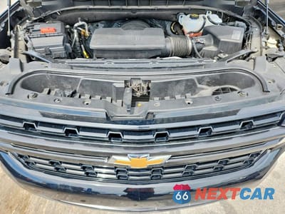 Zdjęcie 12 z 13 samochodu: 2021 CHEVROLET SUBURBAN C1500 LS VIN:1GNSCBKD2MR217179 - miniatura