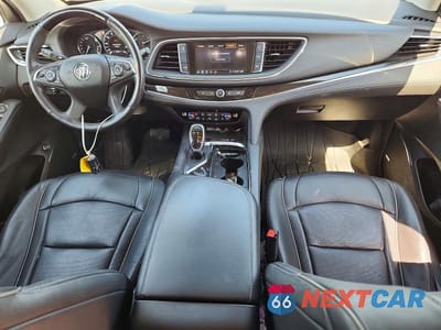 Zdjęcie 8 z 13 samochodu: 2021 BUICK ENCLAVE AVENIR VIN:5GAERDKW0MJ163348 - miniatura