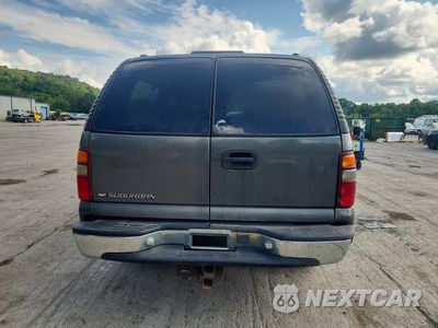 Zdjęcie 6 z 13 samochodu: 2001 CHEVROLET SUBURBAN K1500 VIN:3GNFK16T91G142394 - miniatura