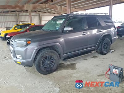 2011 TOYOTA 4RUNNER SR5 JTEZU5JR0B5017095 - główne zdjęcie licytacji z USA - miniatura