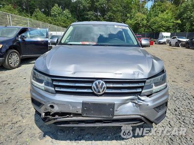 Piąte zdjęcie samochodu w środku: 2019 VOLKSWAGEN TIGUAN S VIN:3VV0B7AXXKM184539 - miniatura