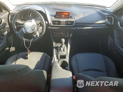 Zdjęcie 8 z 12 samochodu: 2015 MAZDA 3 SV VIN:JM1BM1T77F1273693 - miniatura