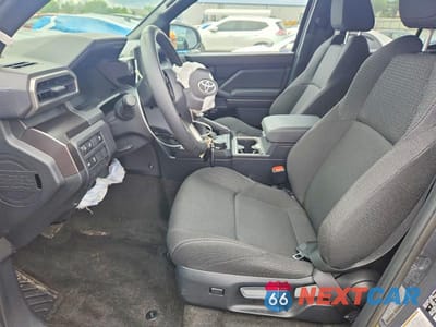 Zdjęcie 7 z 13 samochodu: 2025 TOYOTA 4RUNNER SR5 VIN:JTEVA5BR2S5047236 - miniatura
