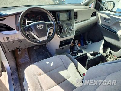 Zdjęcie 8 z 12 samochodu: 2016 TOYOTA SIENNA LE VIN:5TDKK3DC6GS735436 - miniatura