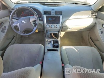 Zdjęcie 8 z 12 samochodu: 2010 TOYOTA CAMRY LE VIN:4T1BF3EKXAU022287 - miniatura