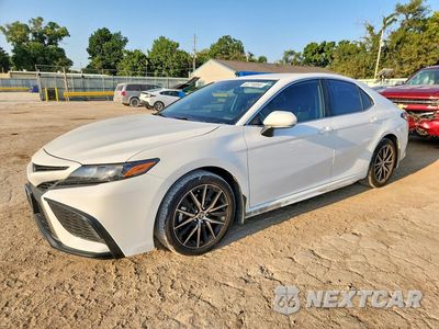 2024 TOYOTA CAMRY SE 4T1G11AK7RU919965 - główne zdjęcie licytacji z USA - miniatura