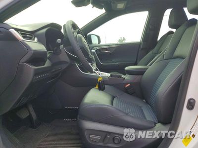 Zdjęcie 7 z 13 samochodu: 2024 TOYOTA RAV4 XSE VIN:JTME6RFV2RJ052796 - miniatura