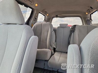 Zdjęcie 10 z 13 samochodu: 2014 TOYOTA SIENNA LE VIN:5TDKK3DC6ES434646 - miniatura