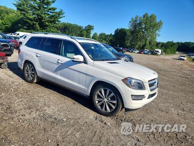 Czwarte zdjęcie samochodu z boku: 2014 MERCEDES-BENZ GL 350 BLUETEC VIN:4JGDF2EE4EA363043 - miniatura