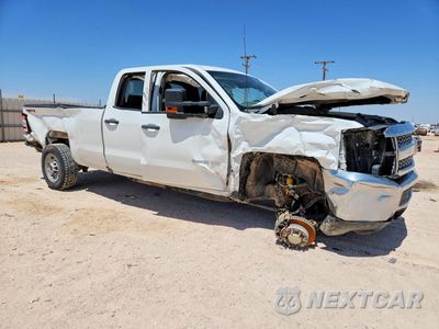 Czwarte zdjęcie samochodu z boku: 2019 CHEVROLET SILVERADO K2500 HEAVY DUTY VIN:2GC2KREGXK1116858 - miniatura