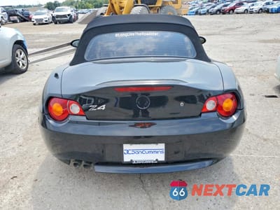 Zdjęcie 6 z 12 samochodu: 2003 BMW Z4 2.5 VIN:4USBT33453LS40268 - miniatura