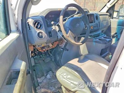 Zdjęcie 8 z 12 samochodu: 2012 FORD ECONOLINE E350 SUPER DUTY CUTAWAY VAN VIN:1FDSE3FL6CDB04028 - miniatura