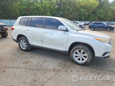 Czwarte zdjęcie samochodu z boku: 2011 TOYOTA HIGHLANDER BASE VIN:5TDZA3EH4BS011488 - miniatura