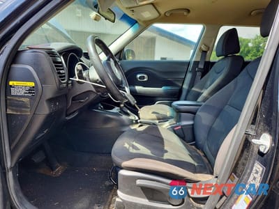 Zdjęcie 7 z 12 samochodu: 2019 KIA SOUL BASE VIN:KNDJN2A2XK7629874 - miniatura