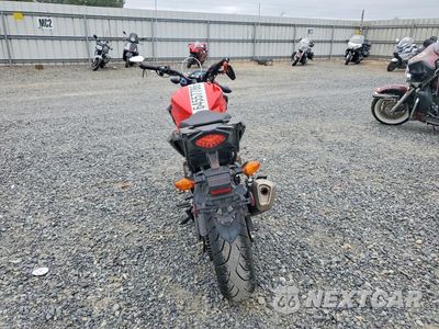 Czwarte zdjęcie samochodu z boku: 2017 HONDA CB500 F VIN:MLHPC4510H5400005 - miniatura