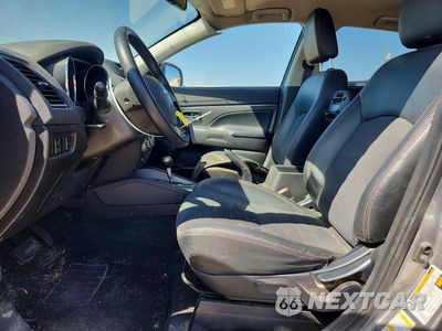 Zdjęcie 7 z 14 samochodu: 2023 MITSUBISHI OUTLANDER SPORT S/SE VIN:JA4ARUAU4PU003094 - miniatura