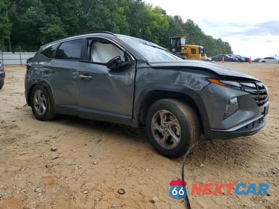 Czwarte zdjęcie samochodu z boku: 2024 HYUNDAI TUCSON SEL VIN:5NMJB3DE2RH361085 - miniatura