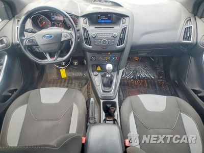 Zdjęcie 8 z 12 samochodu: 2016 FORD FOCUS ST VIN:1FADP3L95GL350506 - miniatura