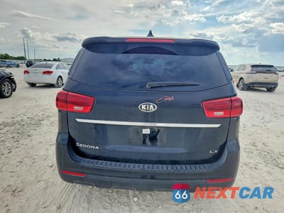 Zdjęcie 6 z 13 samochodu: 2021 KIA SEDONA LX VIN:KNDMB5C19M6666306 - miniatura