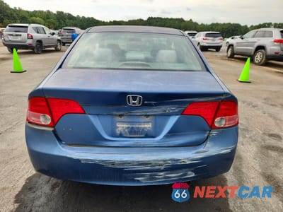 Zdjęcie 6 z 12 samochodu: 2007 HONDA CIVIC LX VIN:1HGFA16517L111232 - miniatura