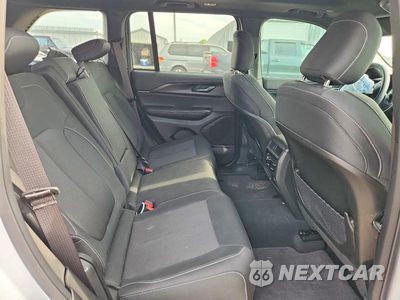 Zdjęcie 11 z 13 samochodu: 2025 JEEP GRAND CHEROKEE LAREDO VIN:1C4RJHAG2SC271318 - miniatura