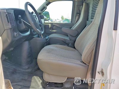Zdjęcie 7 z 12 samochodu: 2023 GMC SAVANA G2500 VIN:1GTW7AFP2P1163060 - miniatura