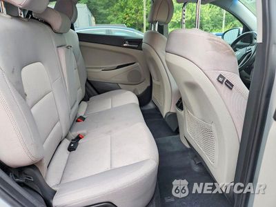 Zdjęcie 10 z 12 samochodu: 2017 HYUNDAI TUCSON SPORT VIN:KM8J3CA21HU521287 - miniatura