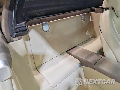 Zdjęcie 10 z 12 samochodu: 2009 MERCEDES-BENZ SL 550 VIN:WDBSK71F29F152370 - miniatura