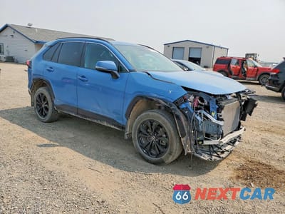 Czwarte zdjęcie samochodu z boku: 2023 TOYOTA RAV4 SE VIN:4T3T6RFV9PU139147 - miniatura